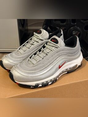 Nike Boy’s 5Y Air Max 97 Silver Bullet - Perfect! Like New!